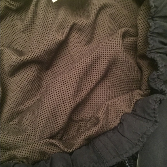 Columbia | Men's Flatwater Run Shorts - Picture 7 of 10